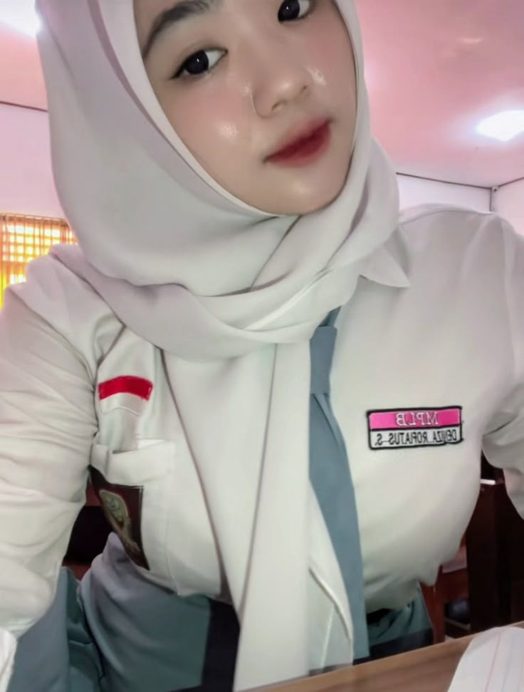 Latest Indo Viral Phenomenon Of ABG Viral SMA 2025 Ukhti Jilbab Wiwik Takut Ketahuan One For All Indonesia